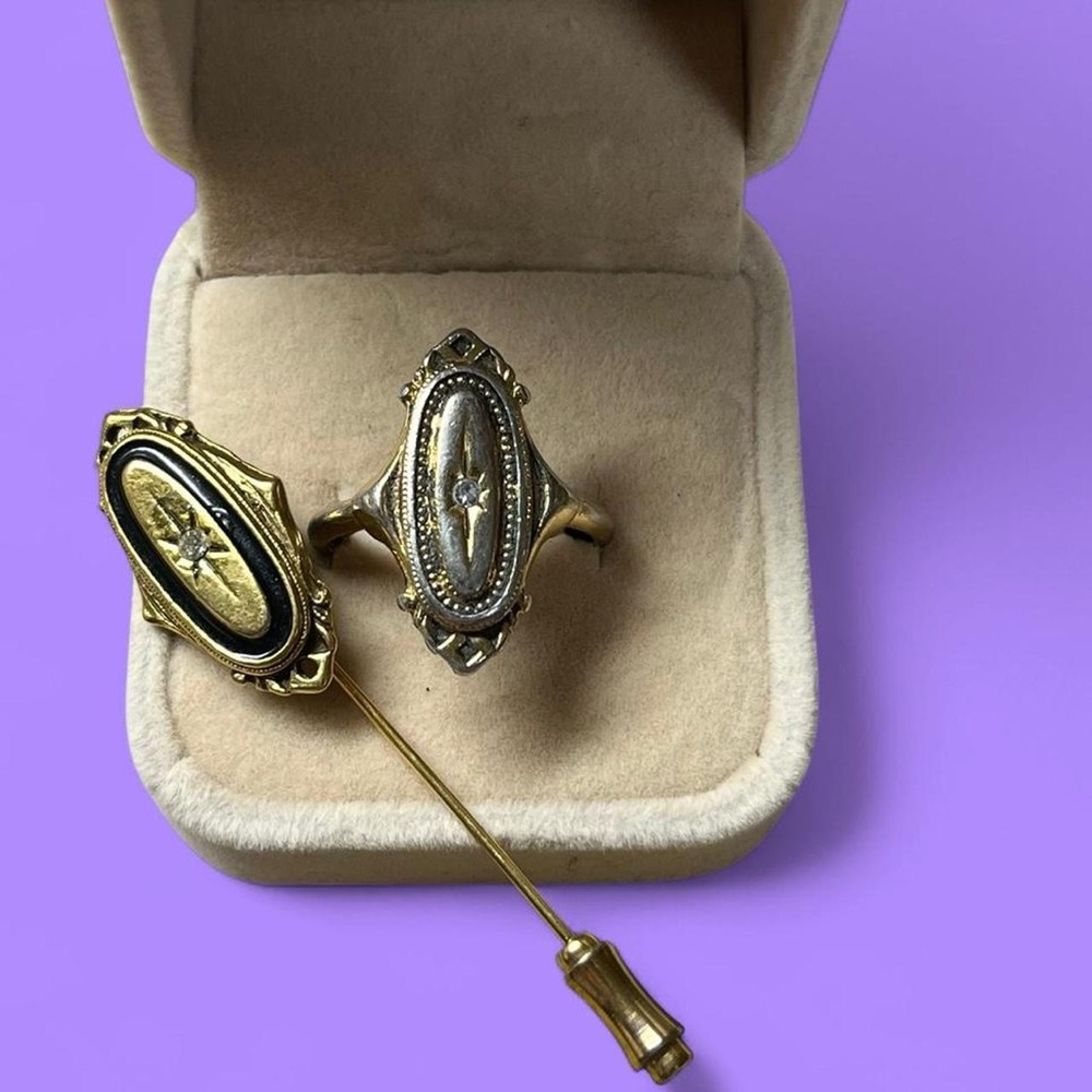 Avon Kensington Ring and Pin